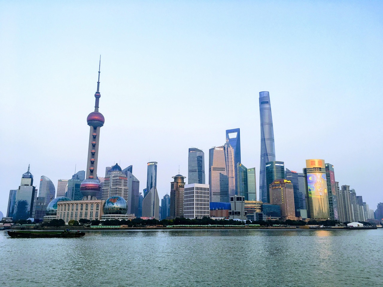 上海最新小区封闭信息解析，封闭措施及其影响分析